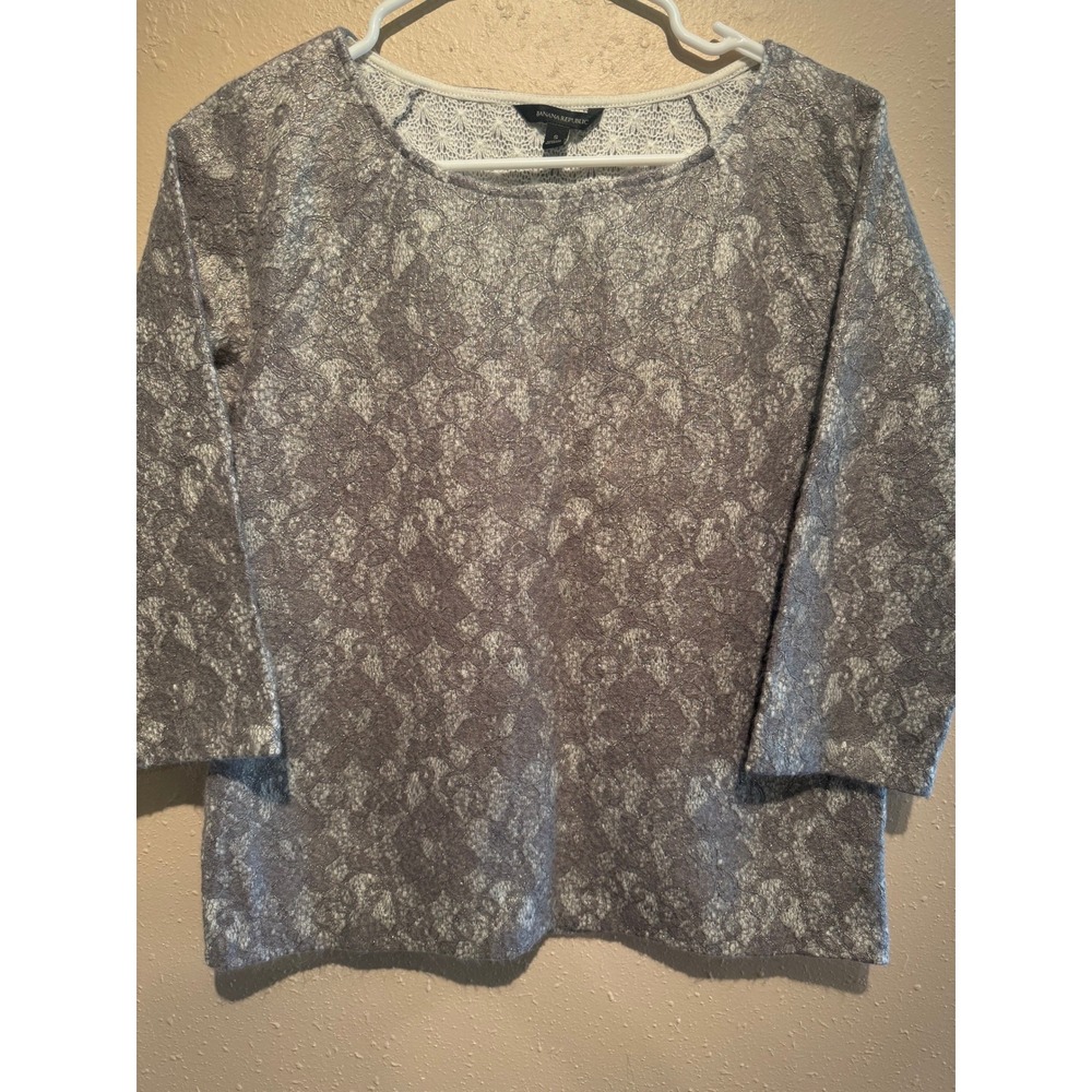 Banana Republic Silver Metallic Lace 3/4 Sleeve Sweater Top Scoop Neck Small - Picture 2 of 6